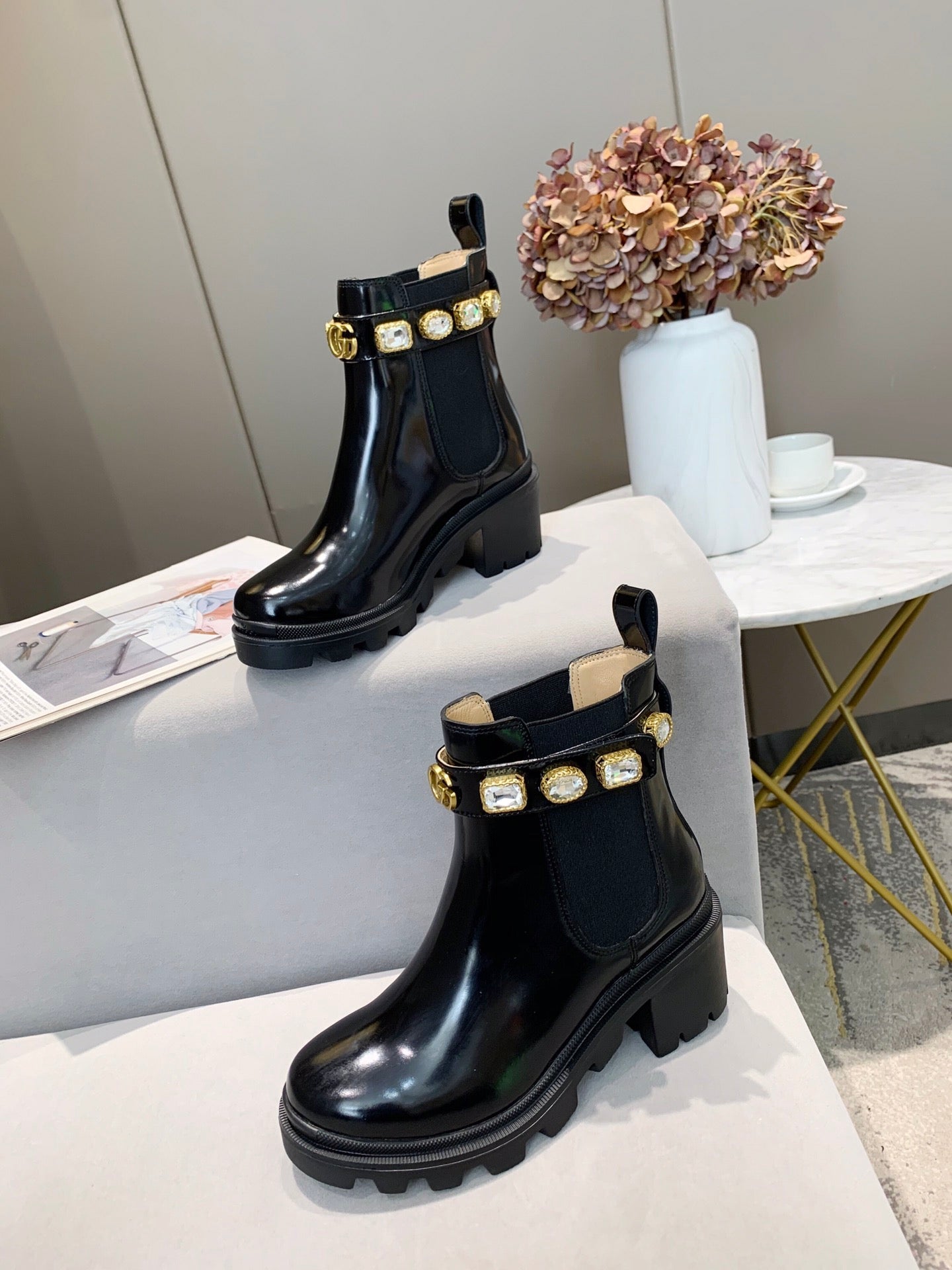 GUCCI CRYSTAL ANKLE BOOTS IN BLACK CALFSKIN GHW