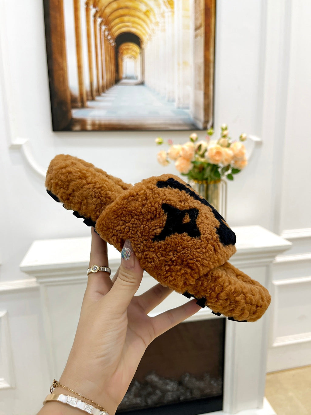 LOUIS VUITTON LV FLAT SLIPPER IN GINGERBREAD BROWN MIX BLACK SHEARLING