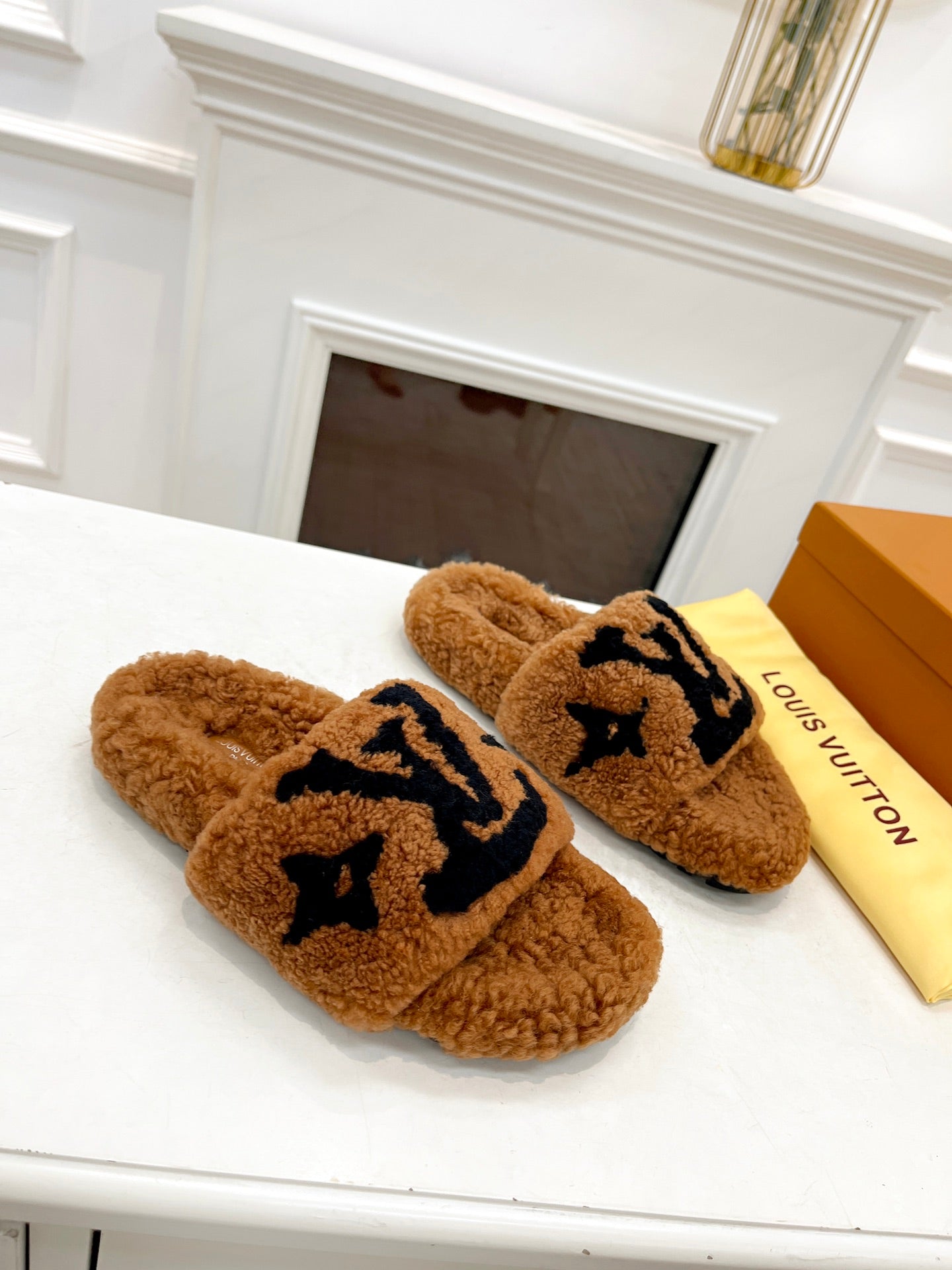 LOUIS VUITTON LV FLAT SLIPPER IN GINGERBREAD BROWN MIX BLACK SHEARLING