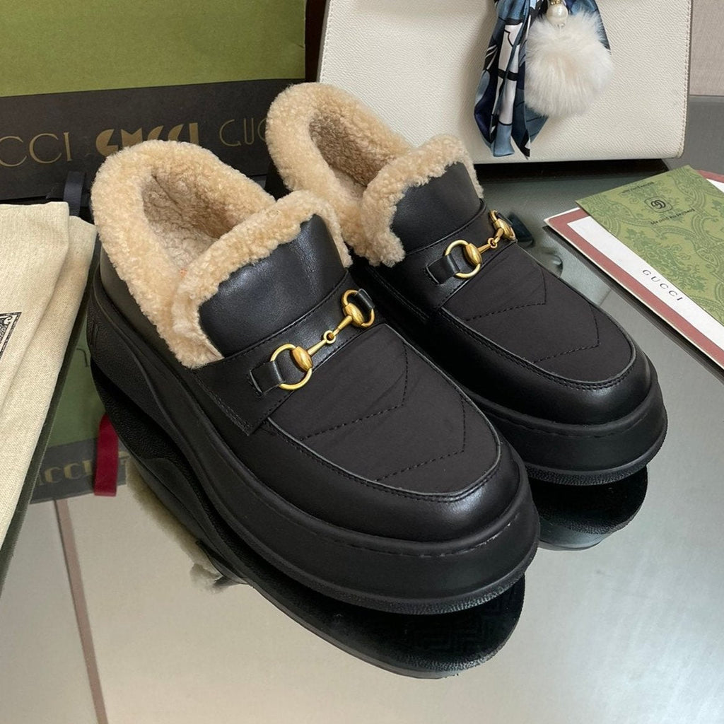 GUCCI LOAFER IN BLACK CALFSKIN WITH BEIGE WOOL LINING