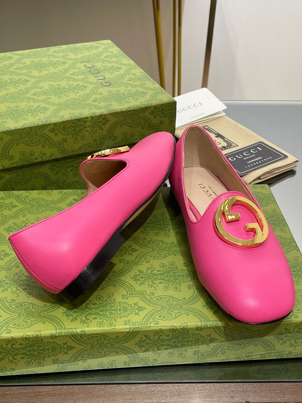 GUCCI BLONDIE LOGO-PLAQUE LOAFERS IN BRIGHT PINK CALFSKIN WITH GOLD HARDWARE