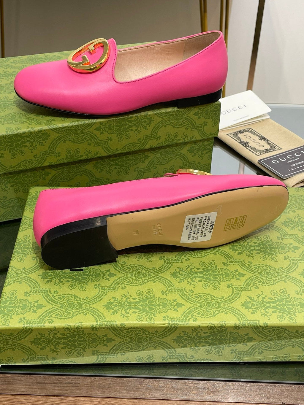 GUCCI BLONDIE LOGO-PLAQUE LOAFERS IN BRIGHT PINK CALFSKIN WITH GOLD HARDWARE