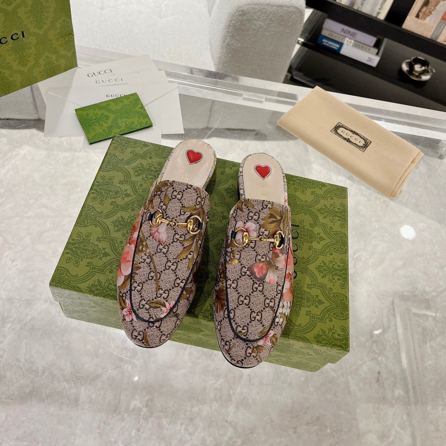 GUCCI HORSEBIT FLOWER SLIPPER MULE IN DARK BEIGE MONOGRAM JACQUARD FABRIC
