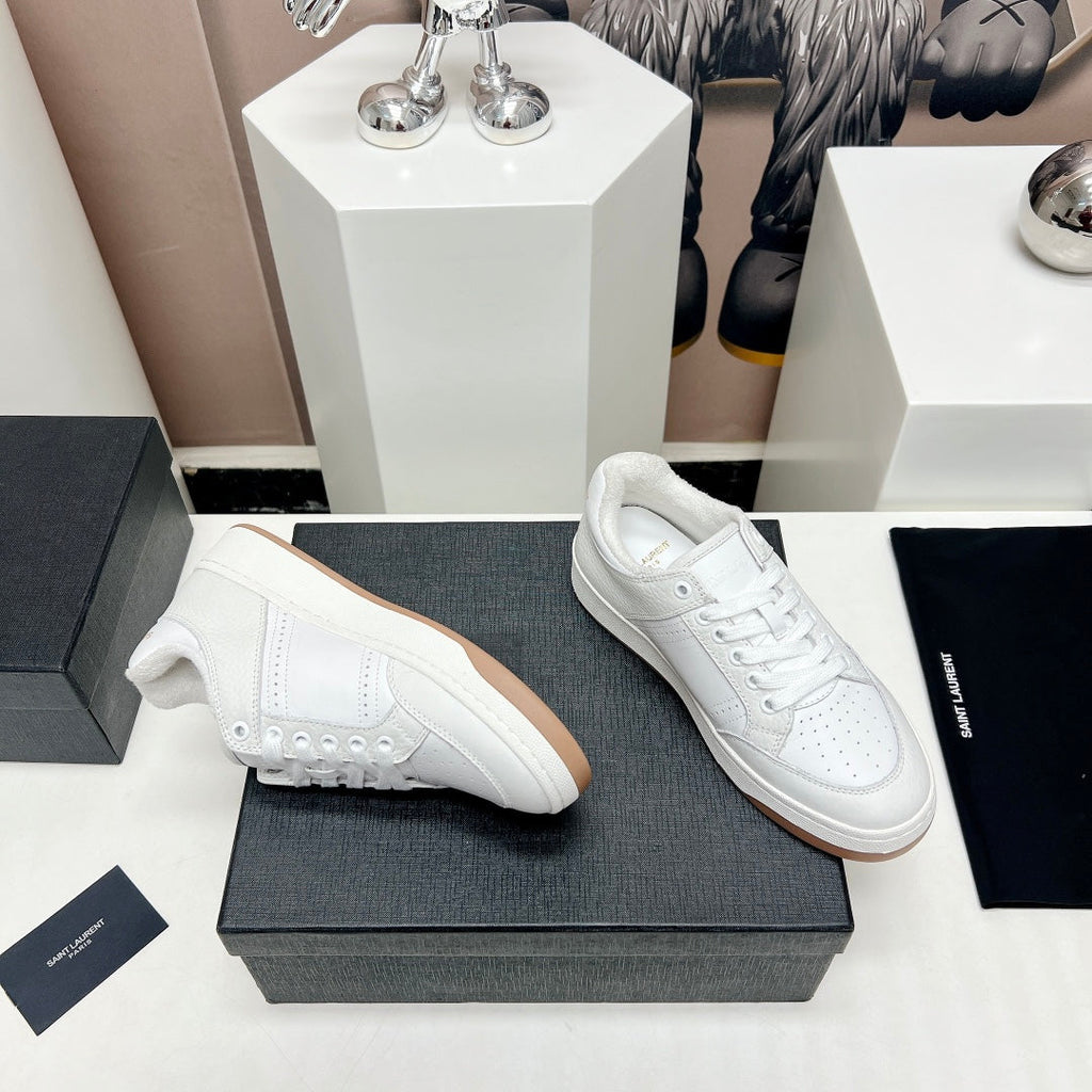 LOUIS VUITTON SL/61 SNEAKERS IN WHITE CALFSKIN