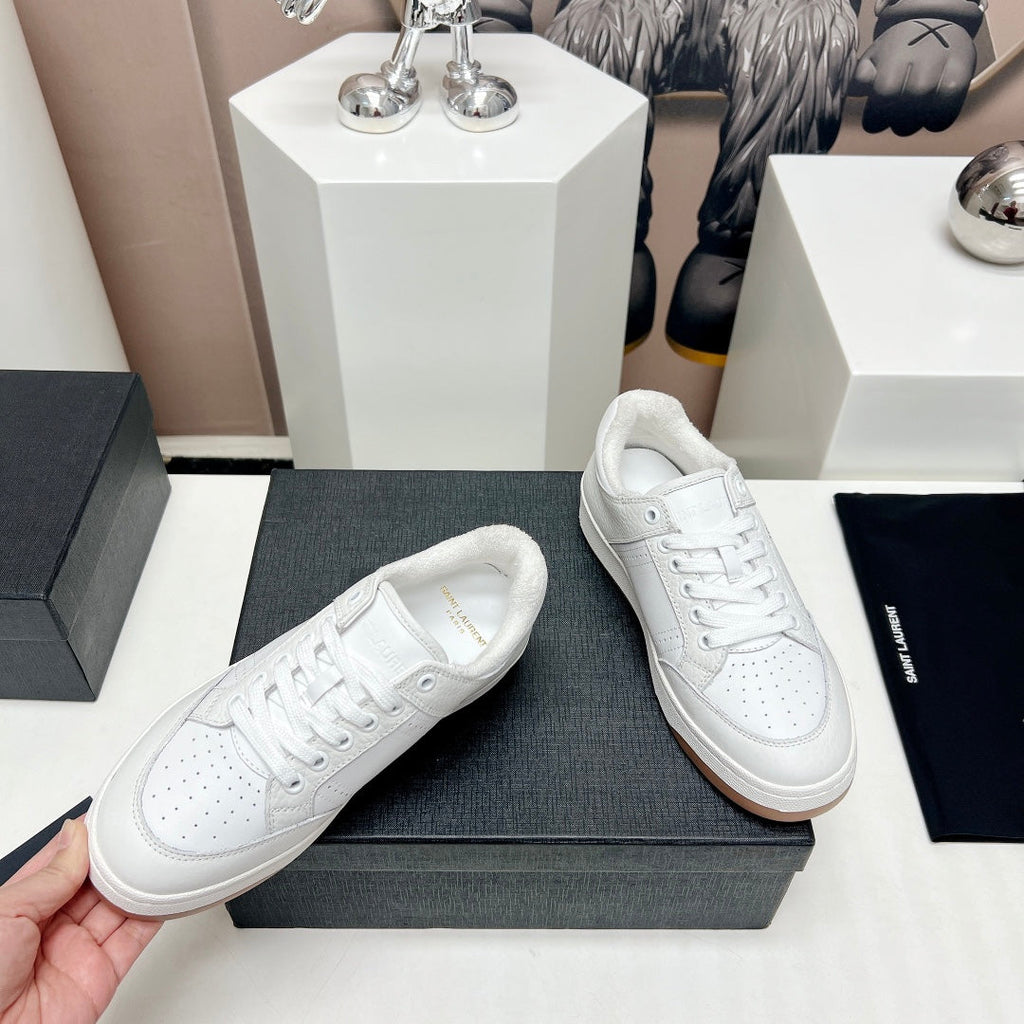LOUIS VUITTON SL/61 SNEAKERS IN WHITE CALFSKIN
