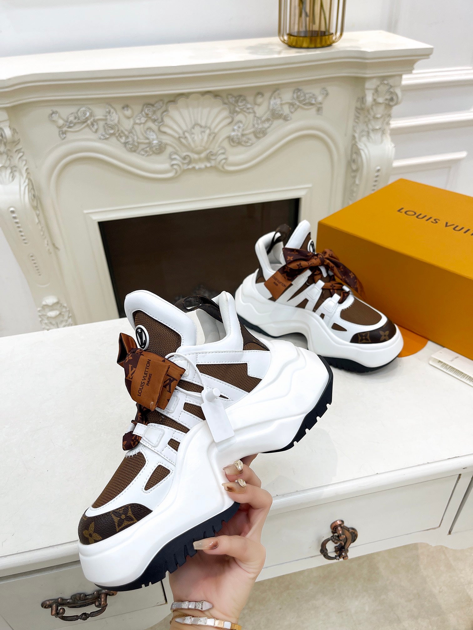 LOUIS VUITTON LV ARCHLIGHT 2.0 PLATFORM SNEAKER IN WHITE MIX CHOCOLATE BROWN MIX OF MATERIALS