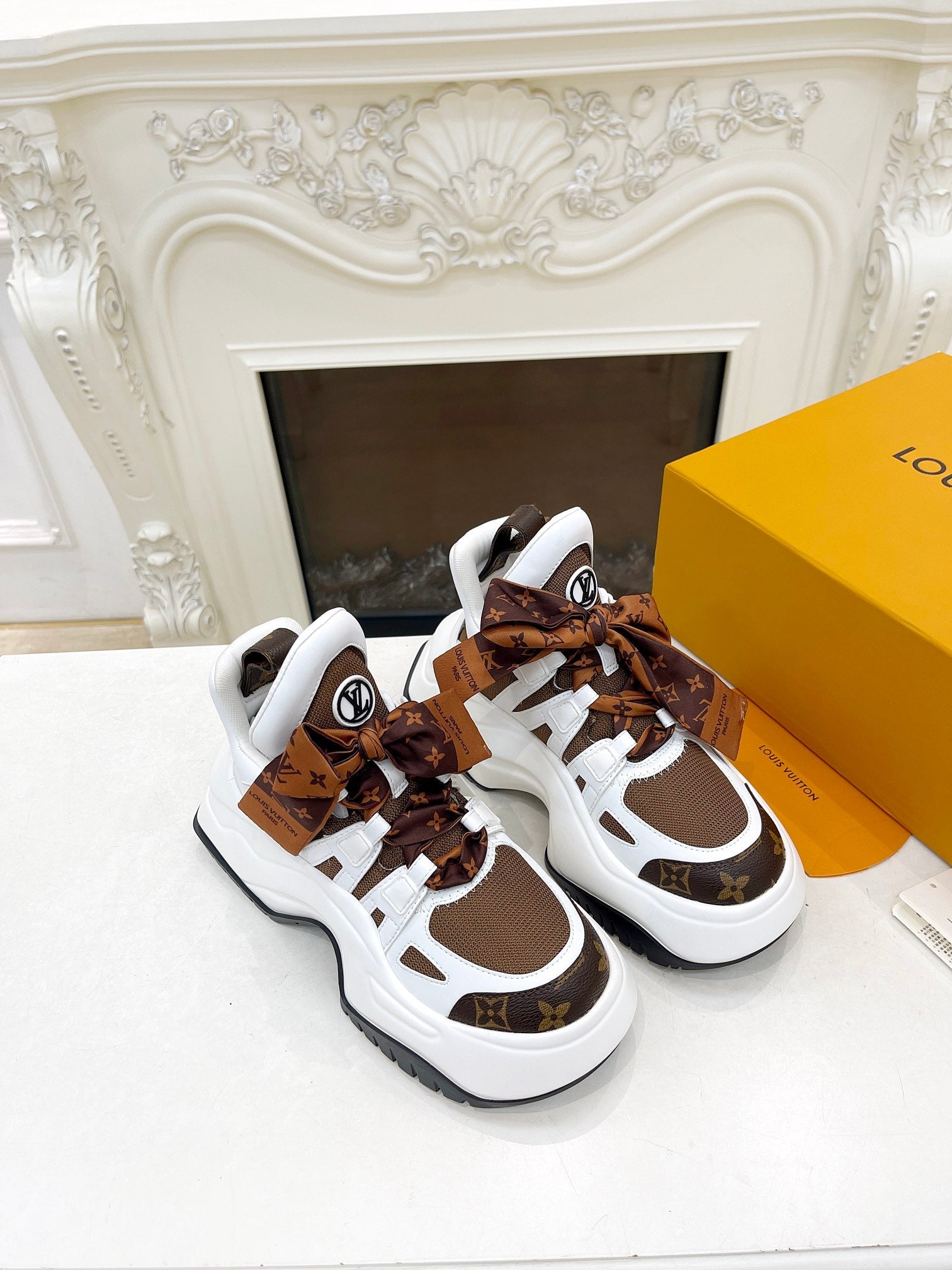 LOUIS VUITTON LV ARCHLIGHT 2.0 PLATFORM SNEAKER IN WHITE MIX CHOCOLATE BROWN MIX OF MATERIALS