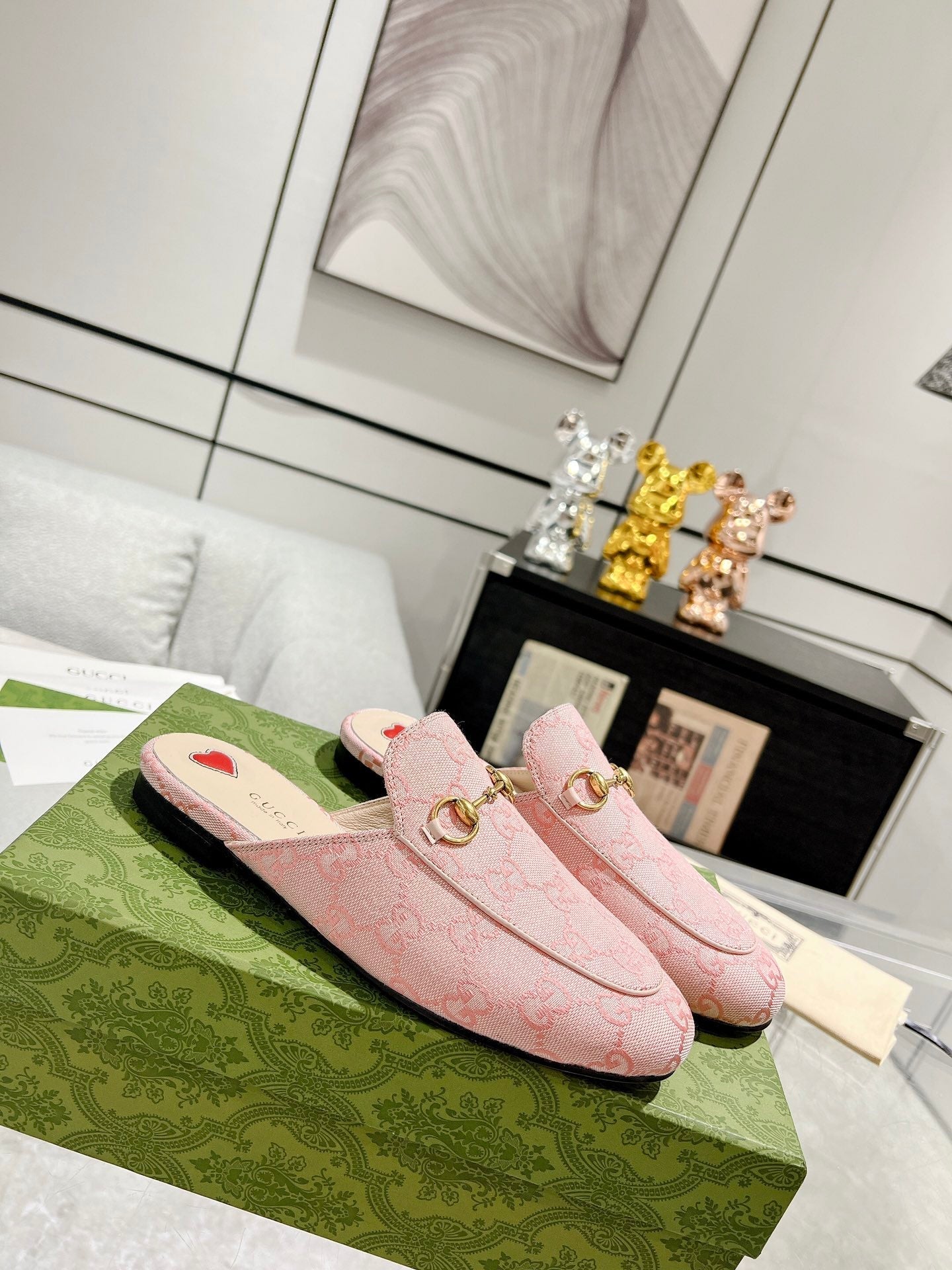 GUCCI MEN'S MULE WITH HORSEBIT IN PINK PASTEL MONOGRAM JACQUARD FABRIC