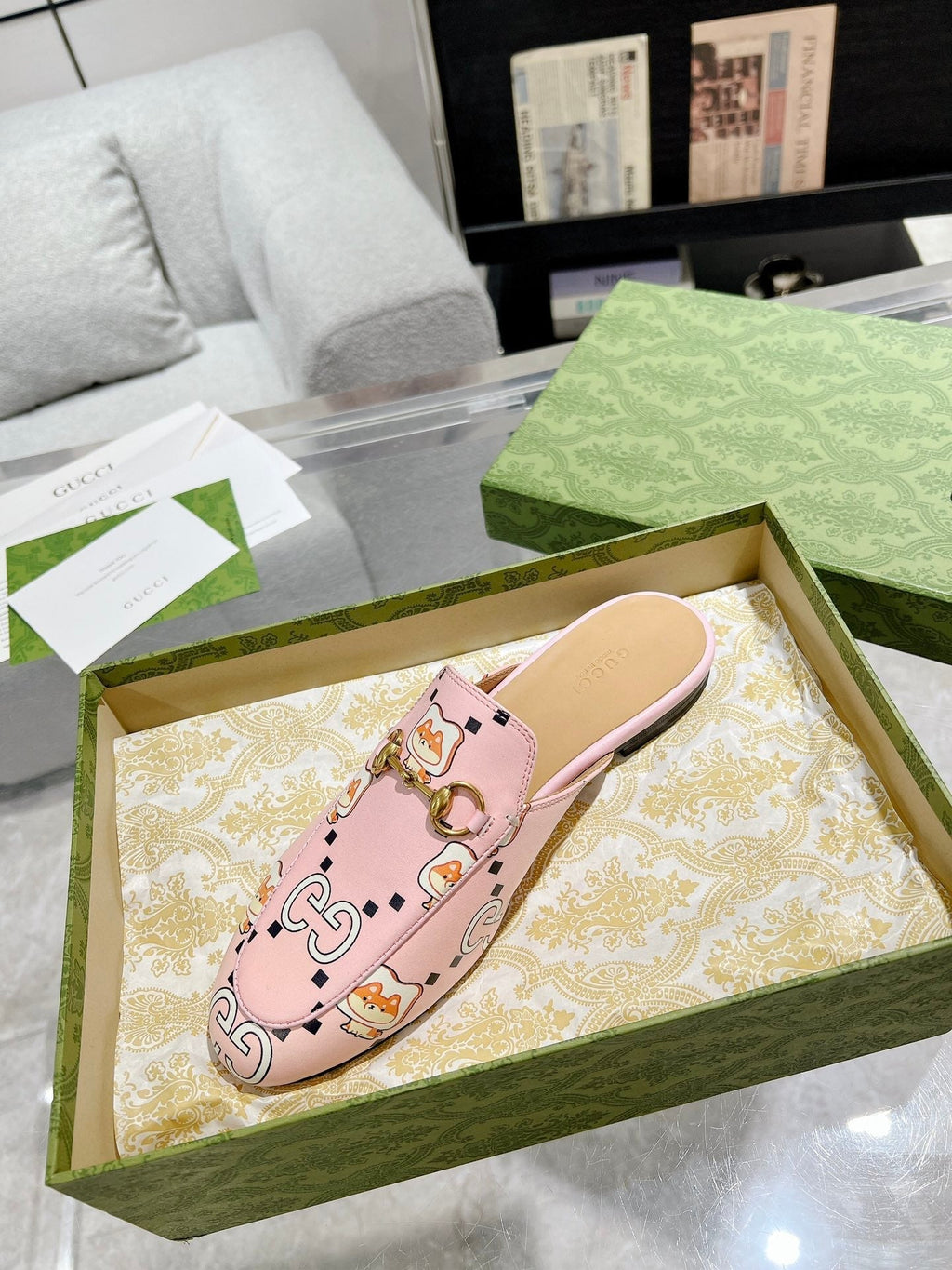 GUCCI HORSEBIT SLIPPER MULE WITH CUTE CAT PRINT IN LIGHT PINK CALFSKIN