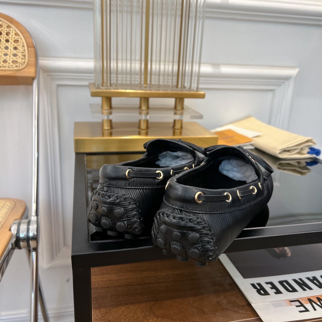 LOUIS VUITTON LV GLORIA FLAT LOAFER PLAIN BLACK