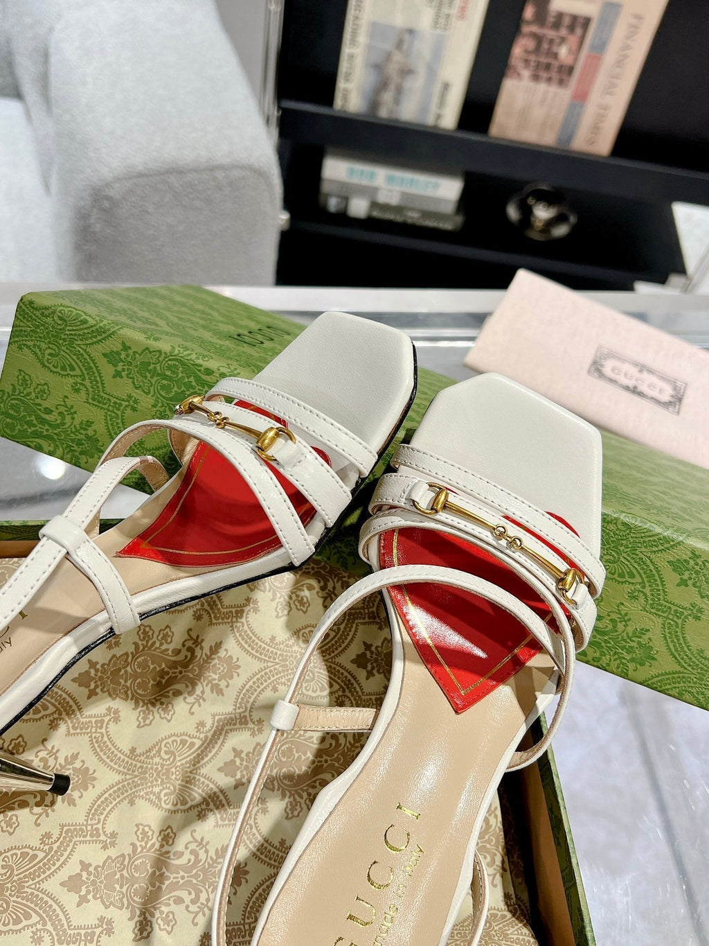 GUCCI HIGH HEEL 65MM IN WHITE CALFSKIN WITH RED HEART
