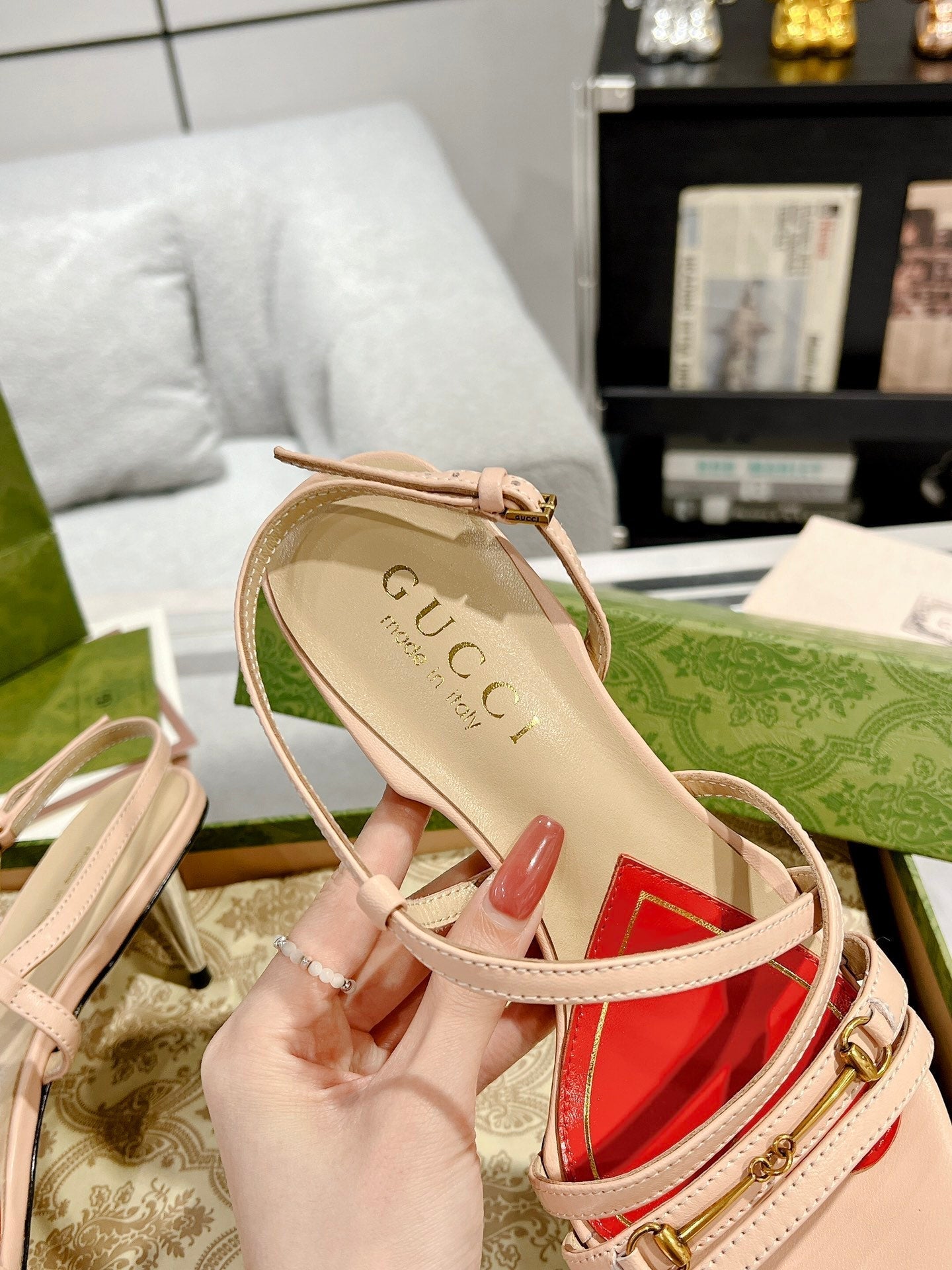 GUCCI CLASSIC STRAPPY HEEL SANDAL PASTEL PINK CALFSKIN