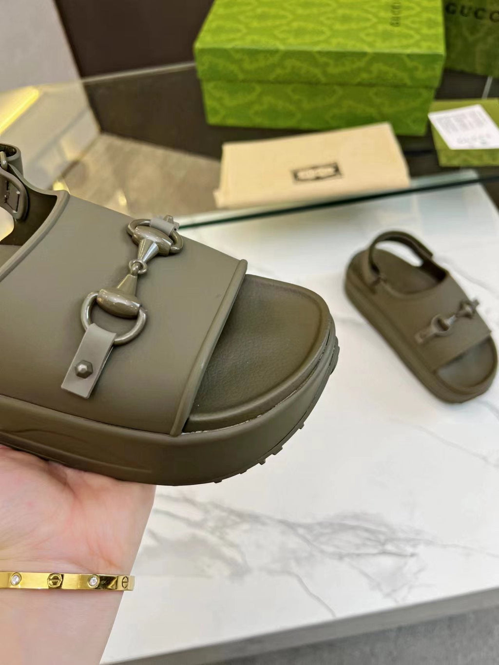 GUCCI HORSEBIT FLATFORM SANDAL 5 CM IN ARMY GREEN IMPORTED TPU