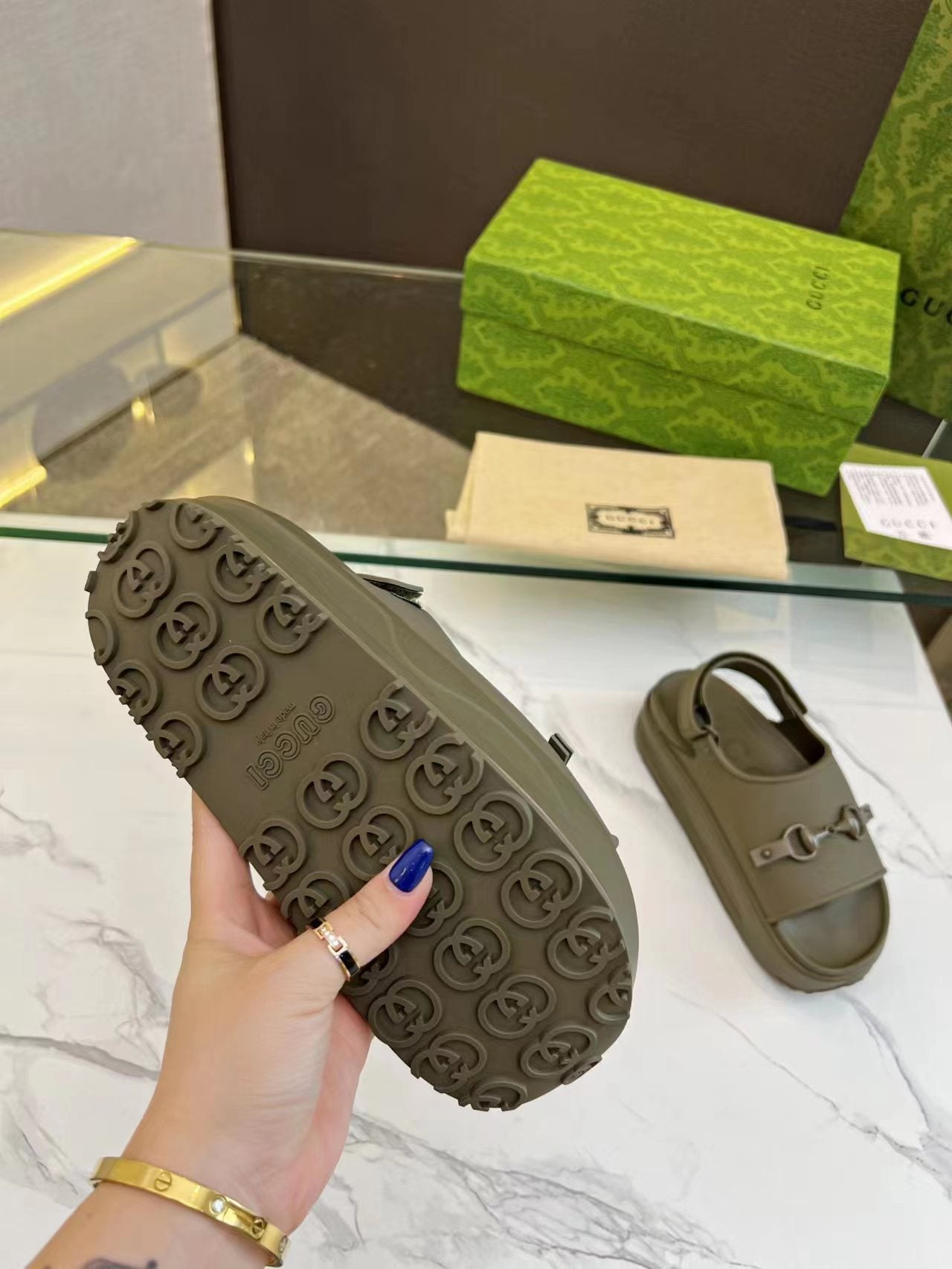 GUCCI HORSEBIT FLATFORM SANDAL 5 CM IN ARMY GREEN IMPORTED TPU