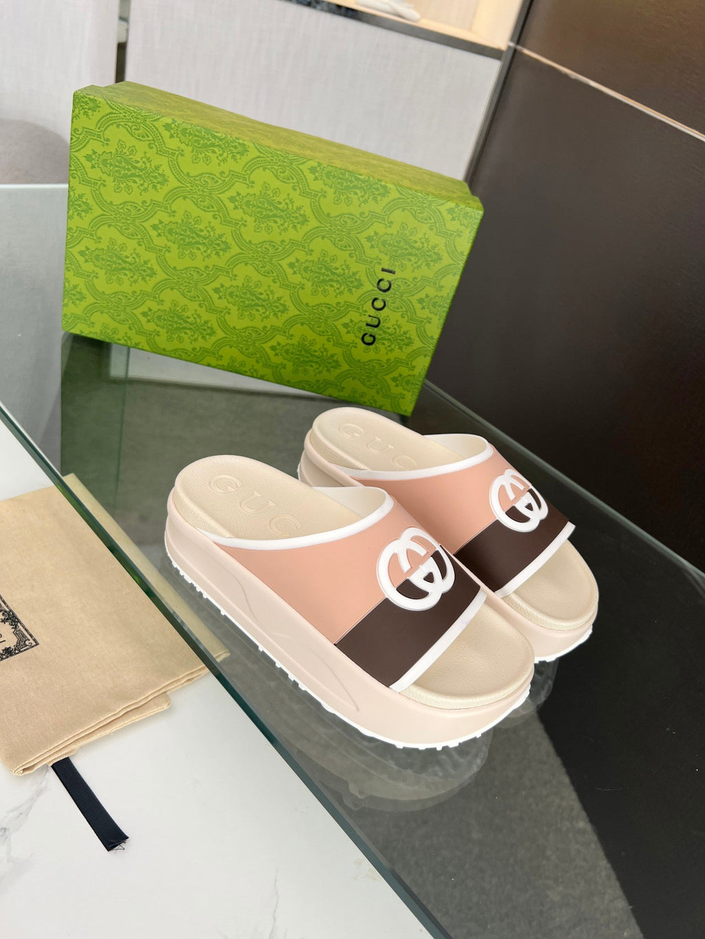 GUCCI INTERLOCKING G SLIDE SANDAL IN WHITE CREAM MIX COLORFUL IMPORTED TPU