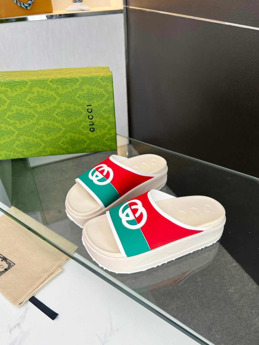 GUCCI INTERLOCKING G SLIDE SANDAL IN WHITE MIX COLORFUL IMPORTED TPU