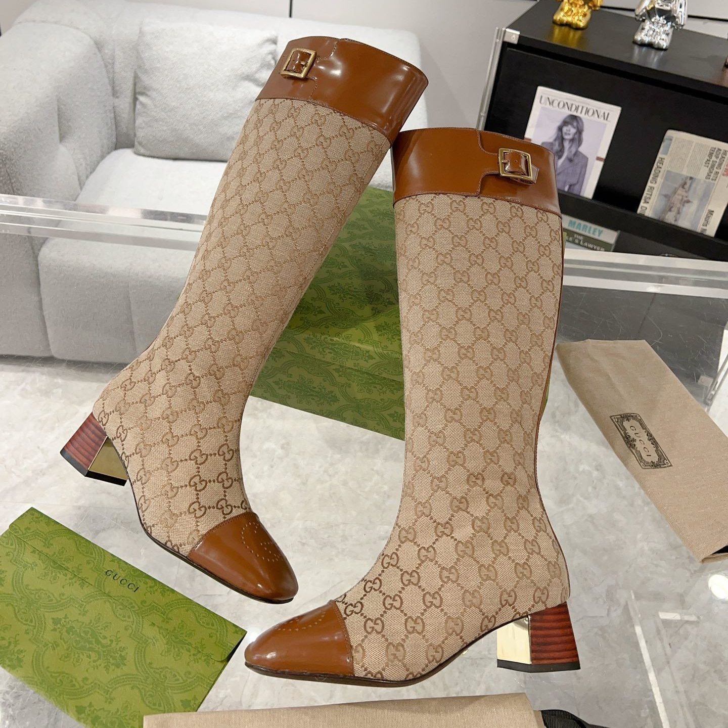 GUCCI KNEE BOOTS IN BRONZE BROWN MONOGRAM CANVAS AND GLOSSY SHEEPSKIN
