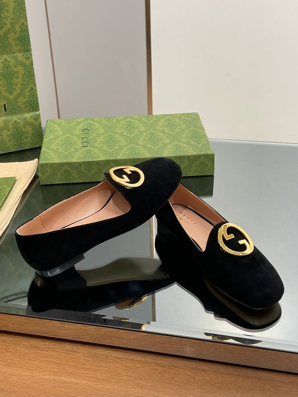 GUCCI BLONDIE LOGO-PLAQUE LOAFERS IN BLACK SUEDE WITH GOLD HARDWARE