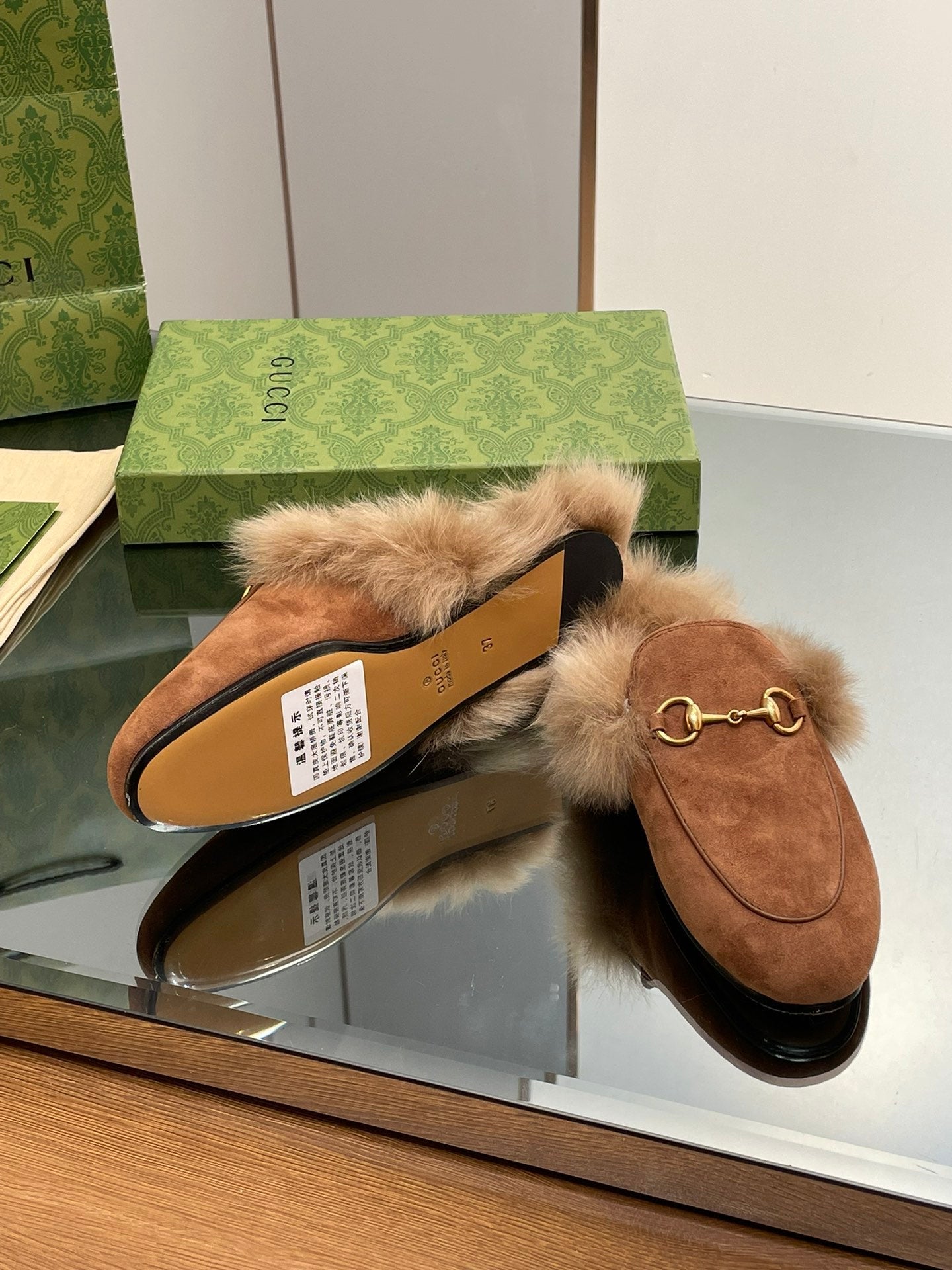 GUCCI HORSEBIT MULE IN BRONZE BROWN SUEDE AND LAMB WOOL LINING