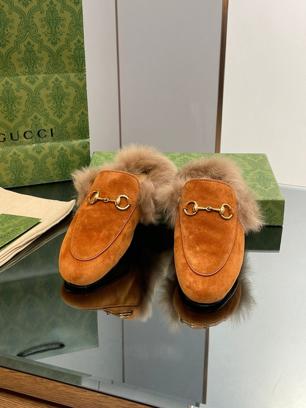 GUCCI HORSEBIT MULE IN BRONZE ORANGE SUEDE AND LAMB WOOL LINING