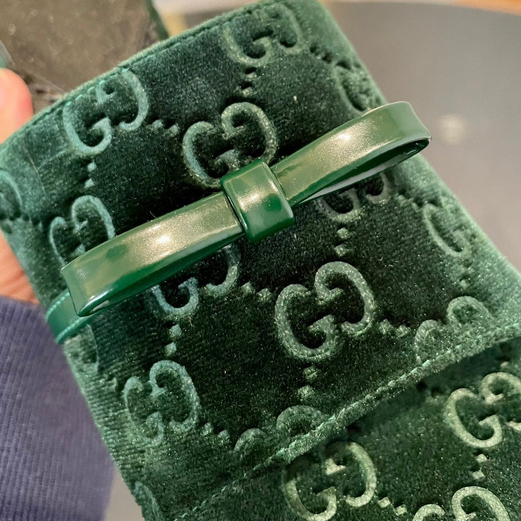 GUCCI VELVET HIGH HEEL SANDALS WITH BEAUTIFUL LOGO DETAILS GREEN FOREST