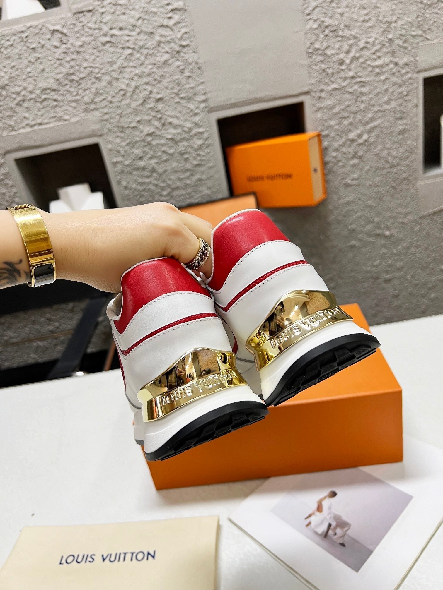 LOUIS VUITTON LV WOMEN SNEAKER IN WHITE MIX CHERRY RED CALFSKIN