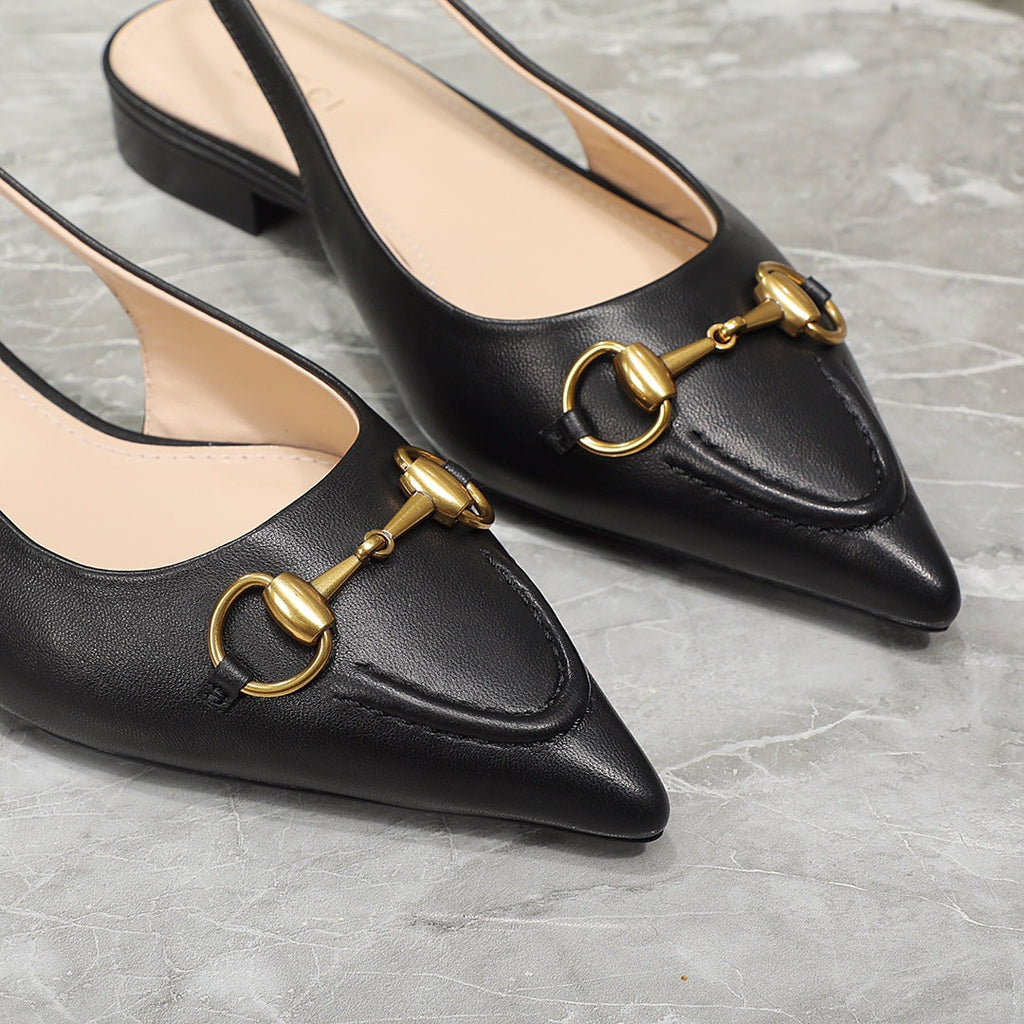 GUCCI Flat Sandals black