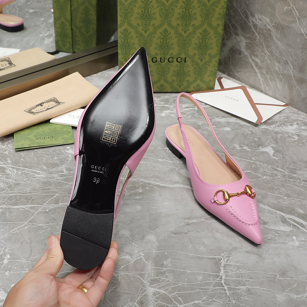 GUCCI Flat Sandals pink