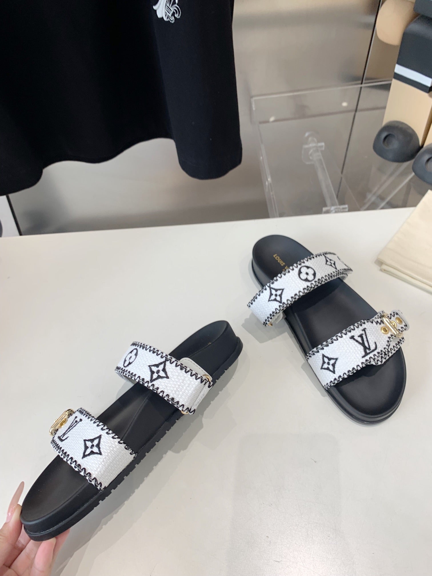 LOUIS VUITTON LV WOMEN SUNSET DAD SANDAL IN WHITE MIX BLACK MONOGRAM FABRIC MULE