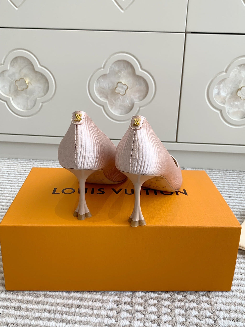 LOUIS VUITTON BLOSSOM PUMP 75 MM IN LIGHT PINK IMPORTED STRIPED SILK SATIN