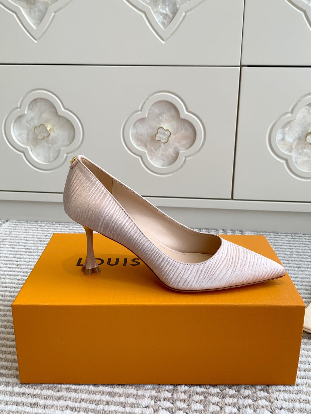 LOUIS VUITTON BLOSSOM PUMP 75 MM IN LIGHT PINK IMPORTED STRIPED SILK SATIN