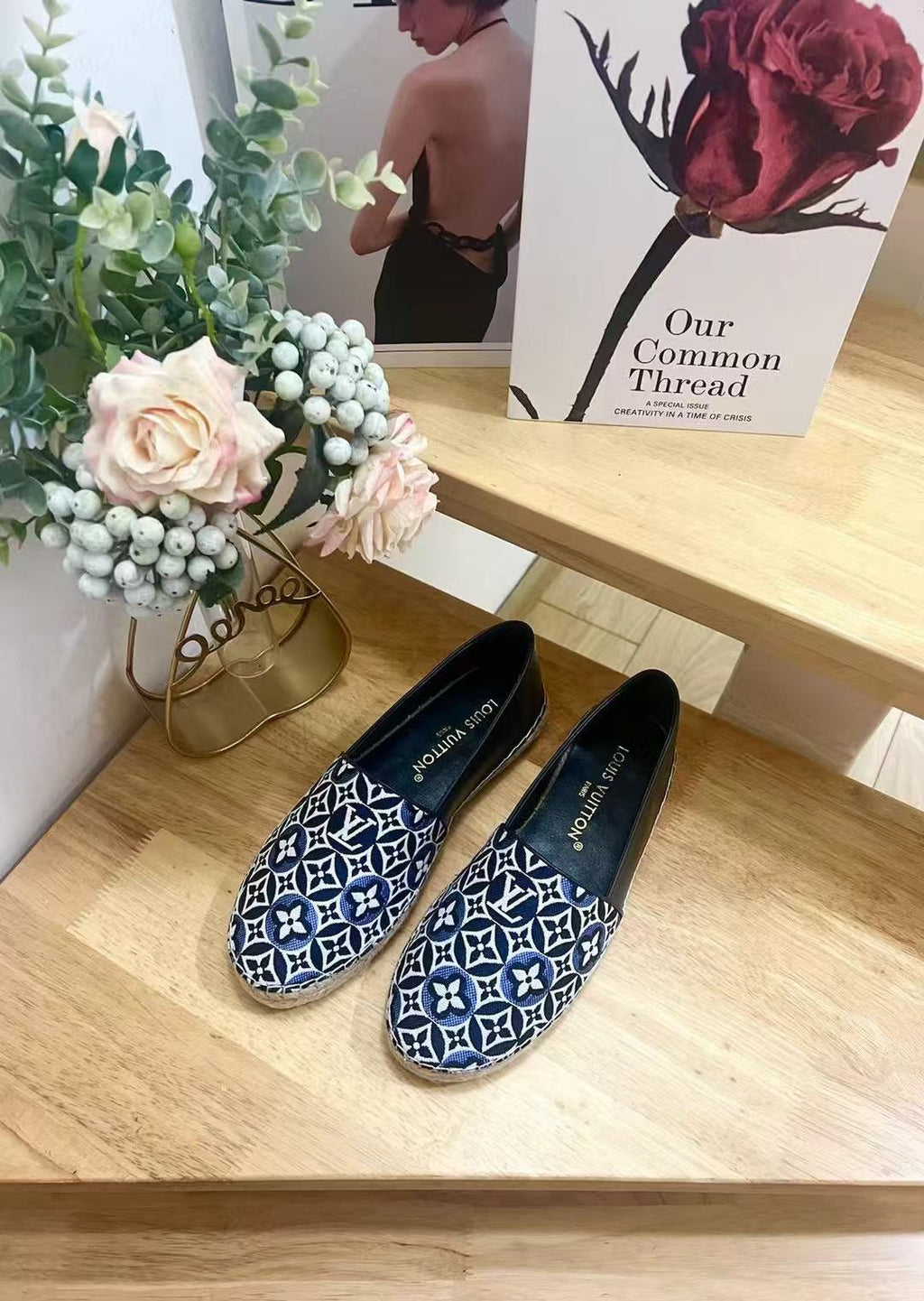 LOUIS VUITTON LV HELIOS FLAT ESPADRILLE SANDALS 25S 164374