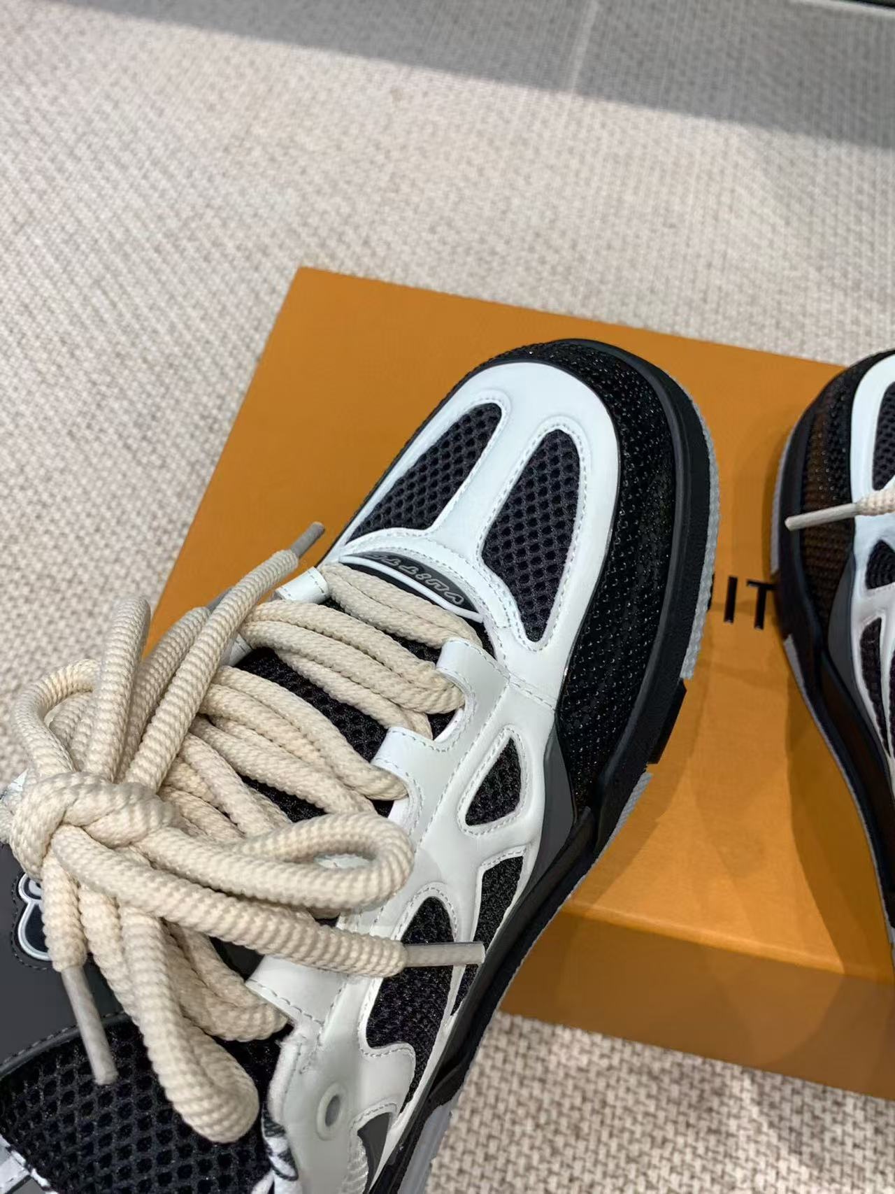 LOUIS VUITTON LV SKATE SNEAKER BLACK MIX WHITE COWHIDE
