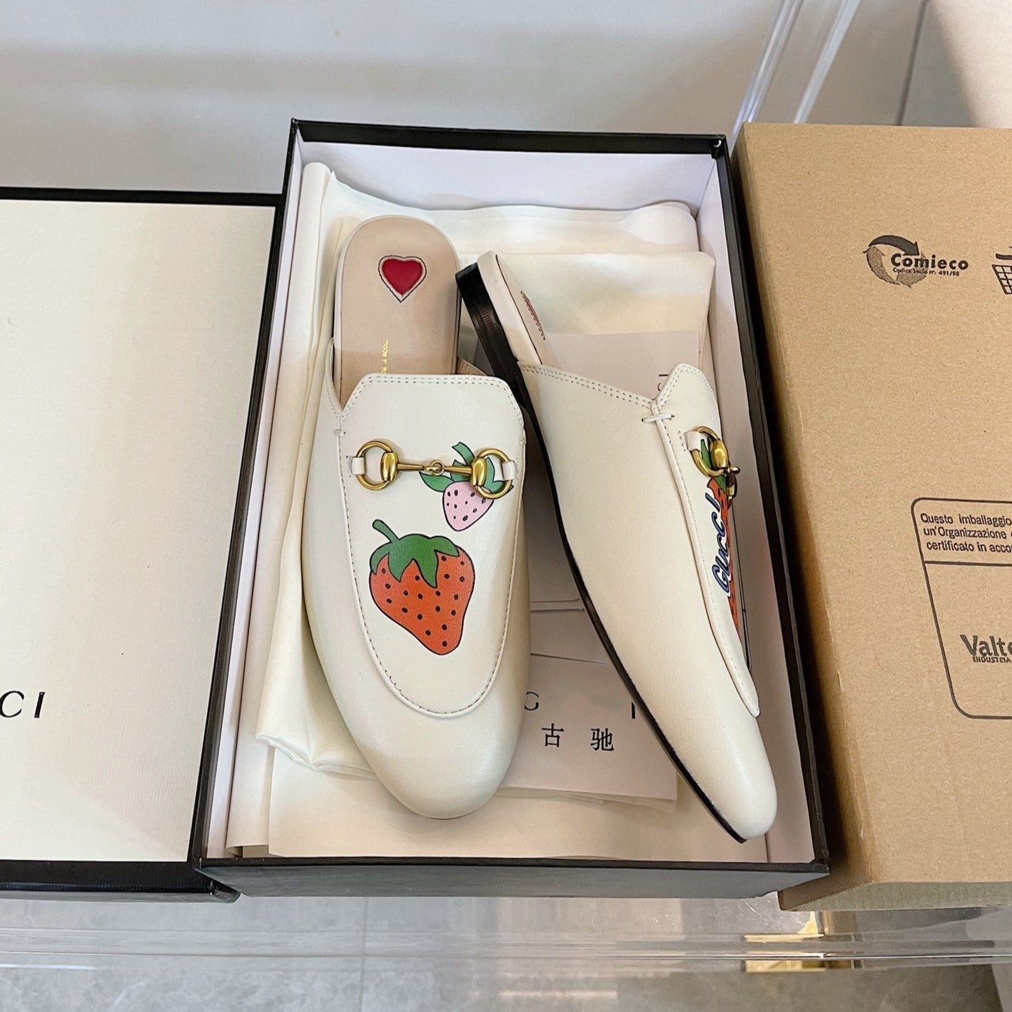 GUCCI SLIPPER PRINCETOWN STRAWBERRY
