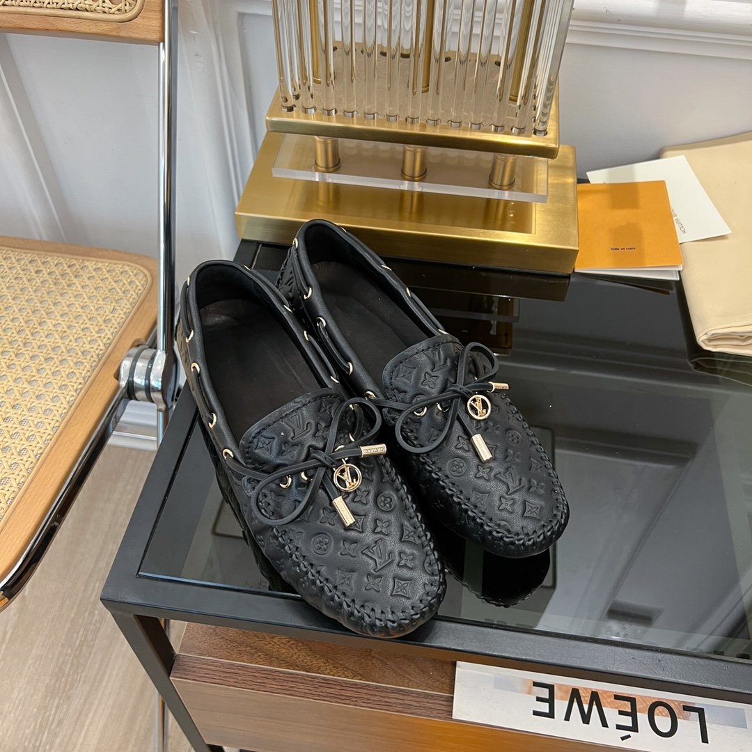 LOUIS VUITTON LV GLORIA FLAT LOAFER LOGO STAMPING BLACK
