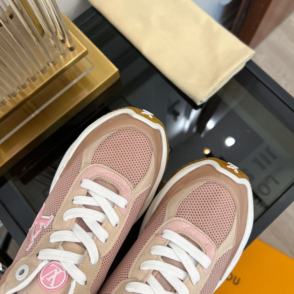 LOUIS VUITTON LV RUN 55 SNEAKER PINK BROWN
