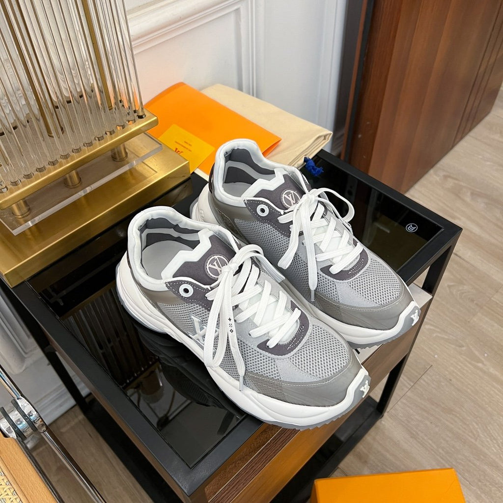 LOUIS VUITTON LV RUN 55 SNEAKER DARK GRAY
