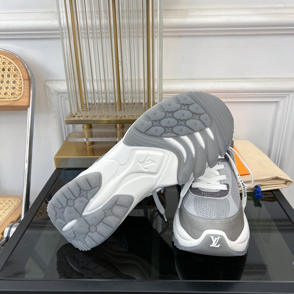 LOUIS VUITTON LV RUN 55 SNEAKER DARK GRAY