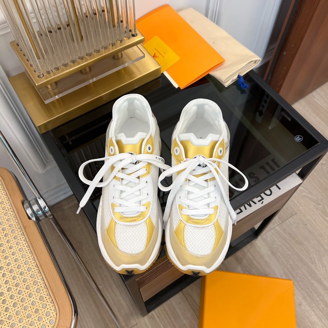 LOUIS VUITTON LV RUN 55 SNEAKER LIGHT YELLOR