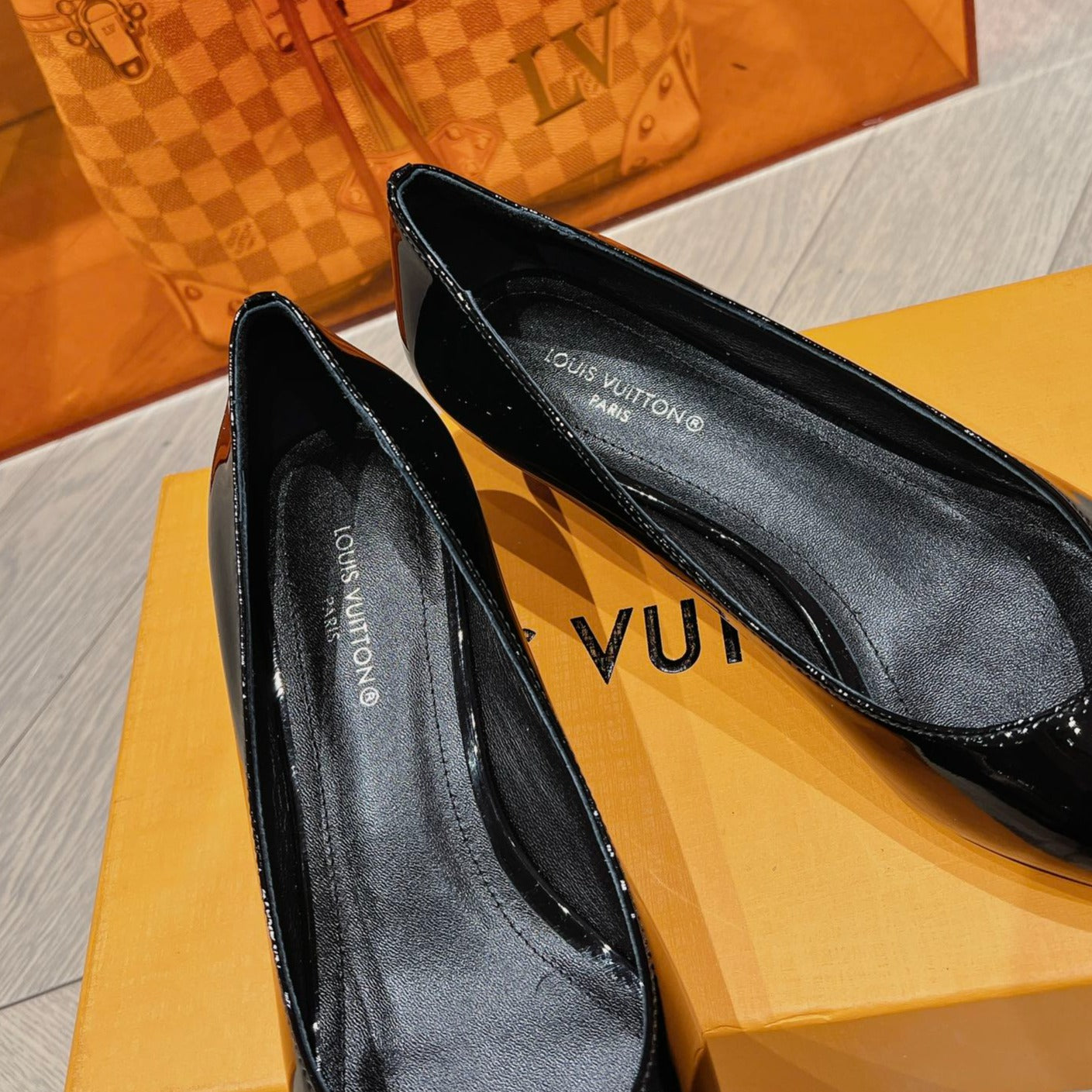 LOUIS VUITTON LV SINGLE LOW HEEL PUMP SHINY BLACK