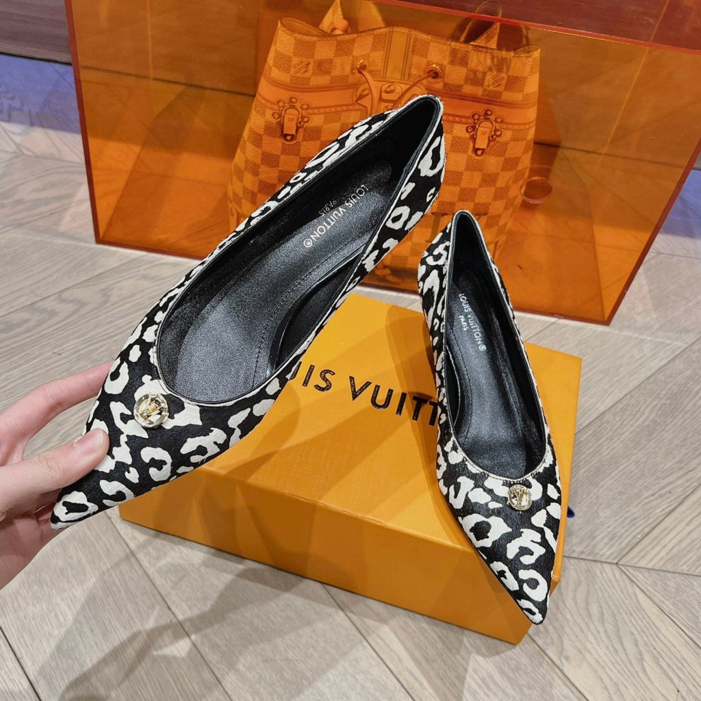 LOUIS VUITTON LV SINGLE LOW HEEL PUMP WHITE LEOPARD
