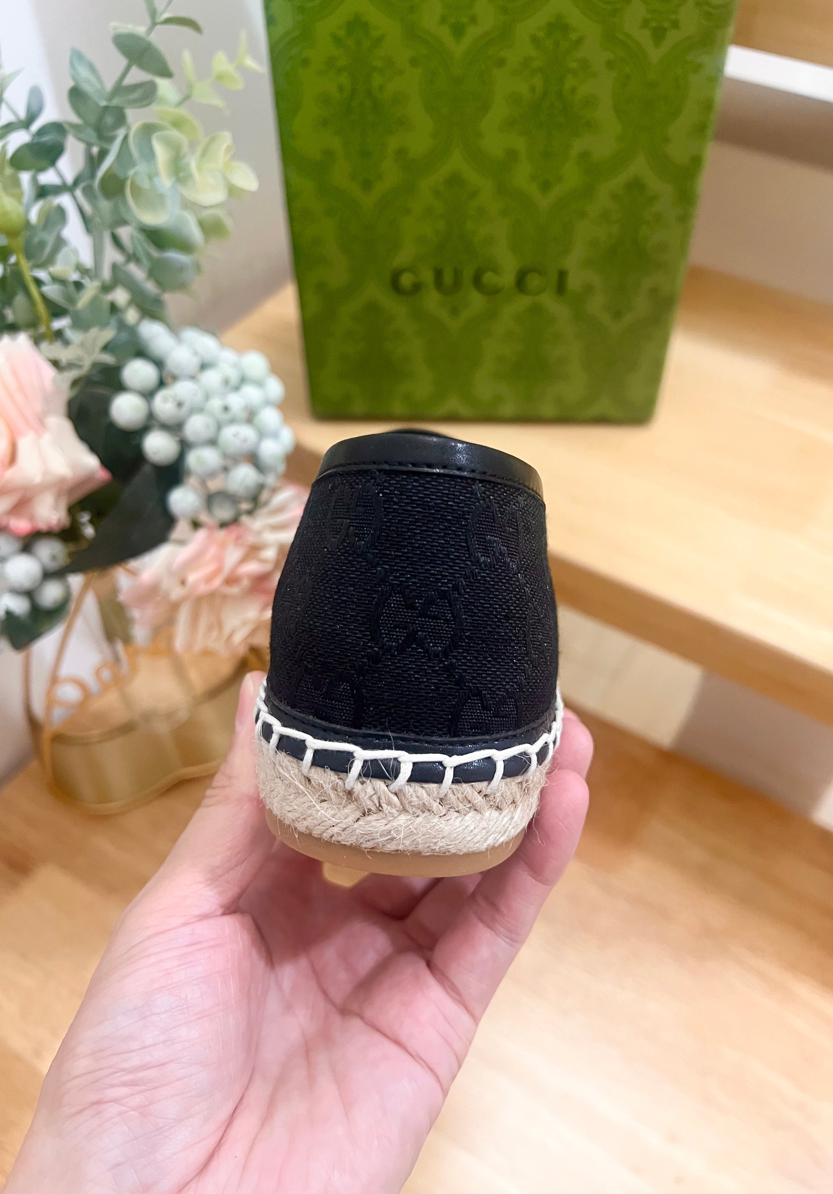 GUCCI WOMEN'S ESPADRILLE WITH HORSEBIT IN BLACK CANVAS