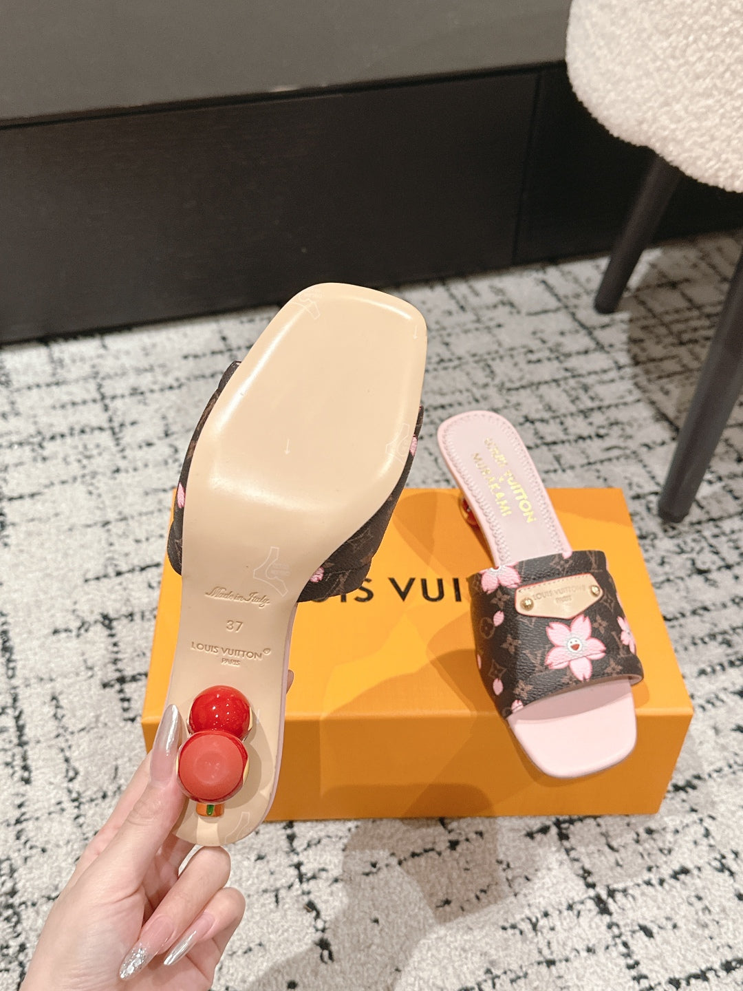 LOUIS VUITTON LV CHERRY HIGH HEELS 25S 55 MM IN DARK BROWN AND LIGHT PINK CALFSKIN STYLE 2