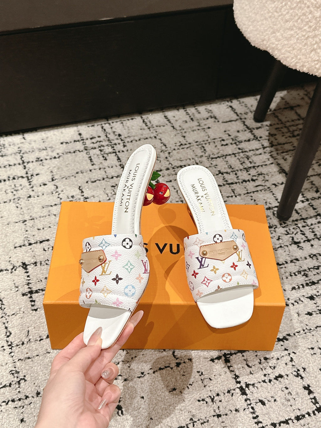LOUIS VUITTON LV CHERRY HIGH HEELS 25S 55 MM IN WHITE CALFSKIN STYLE 13