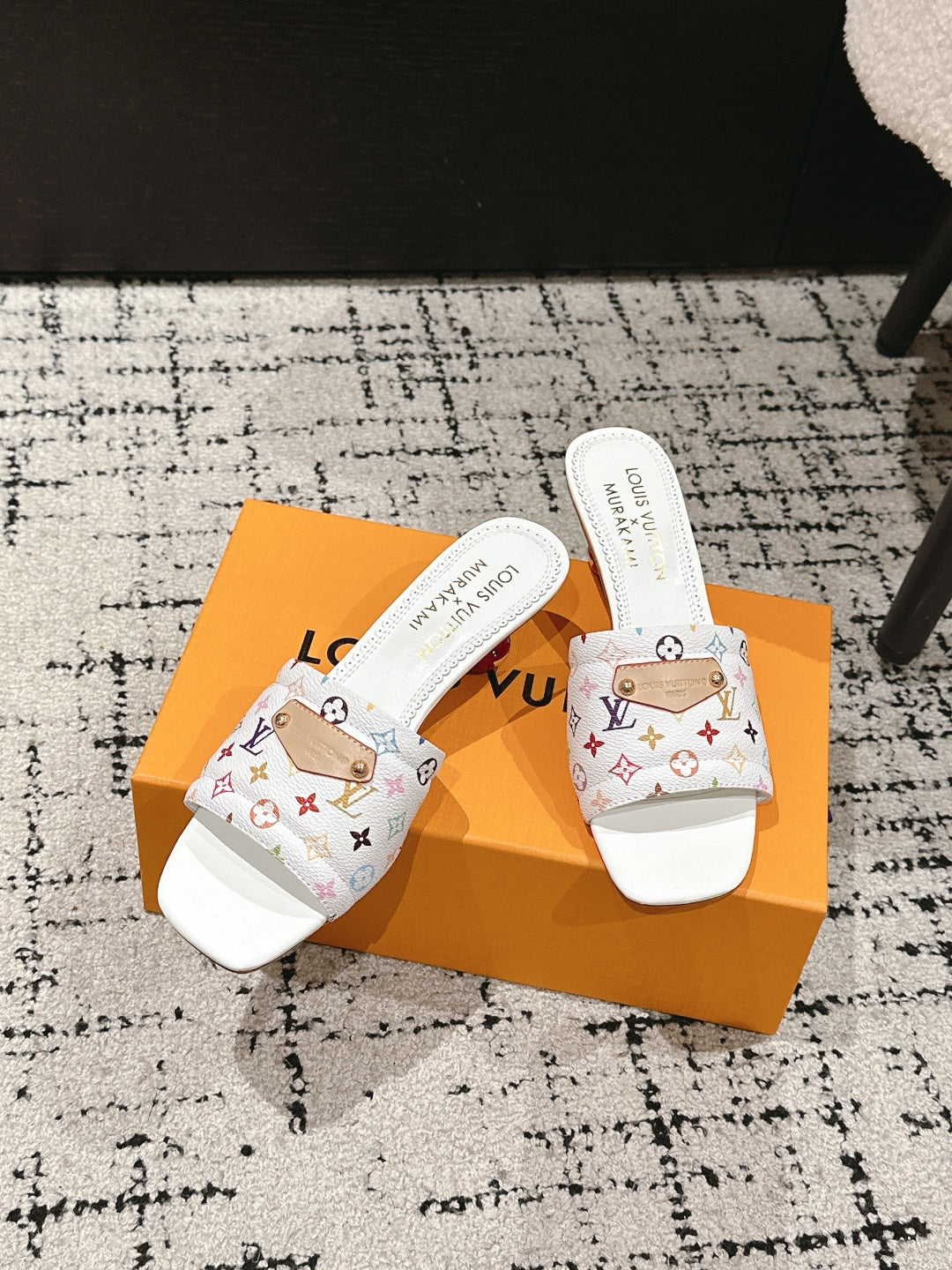 LOUIS VUITTON LV CHERRY HIGH HEELS 25S 55 MM IN WHITE CALFSKIN STYLE 13