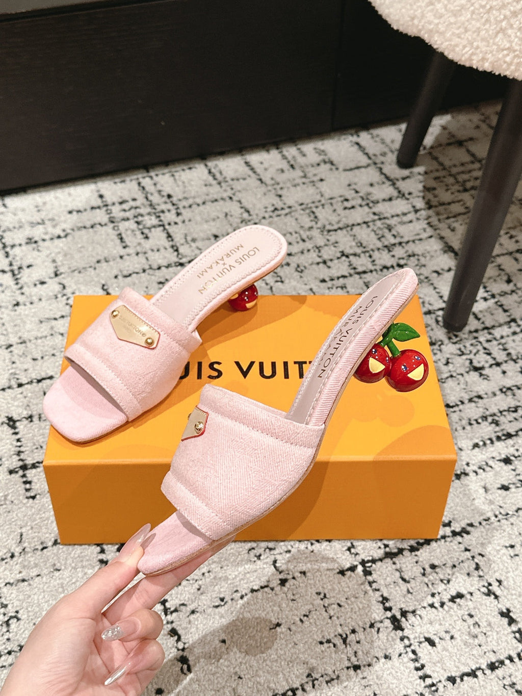 LOUIS VUITTON LV CHERRY HIGH HEELS 25S 55 MM IN LIGHT PINK DENIM STYLE 4