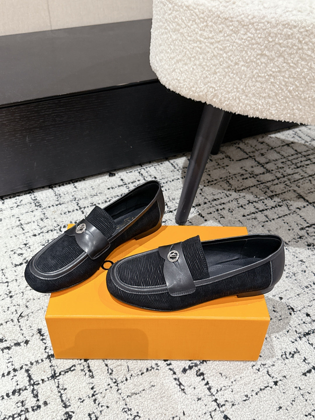 LOUIS VUITTON LV LOAFER 25S IN BLACK SUEDE AND CALFSKIN