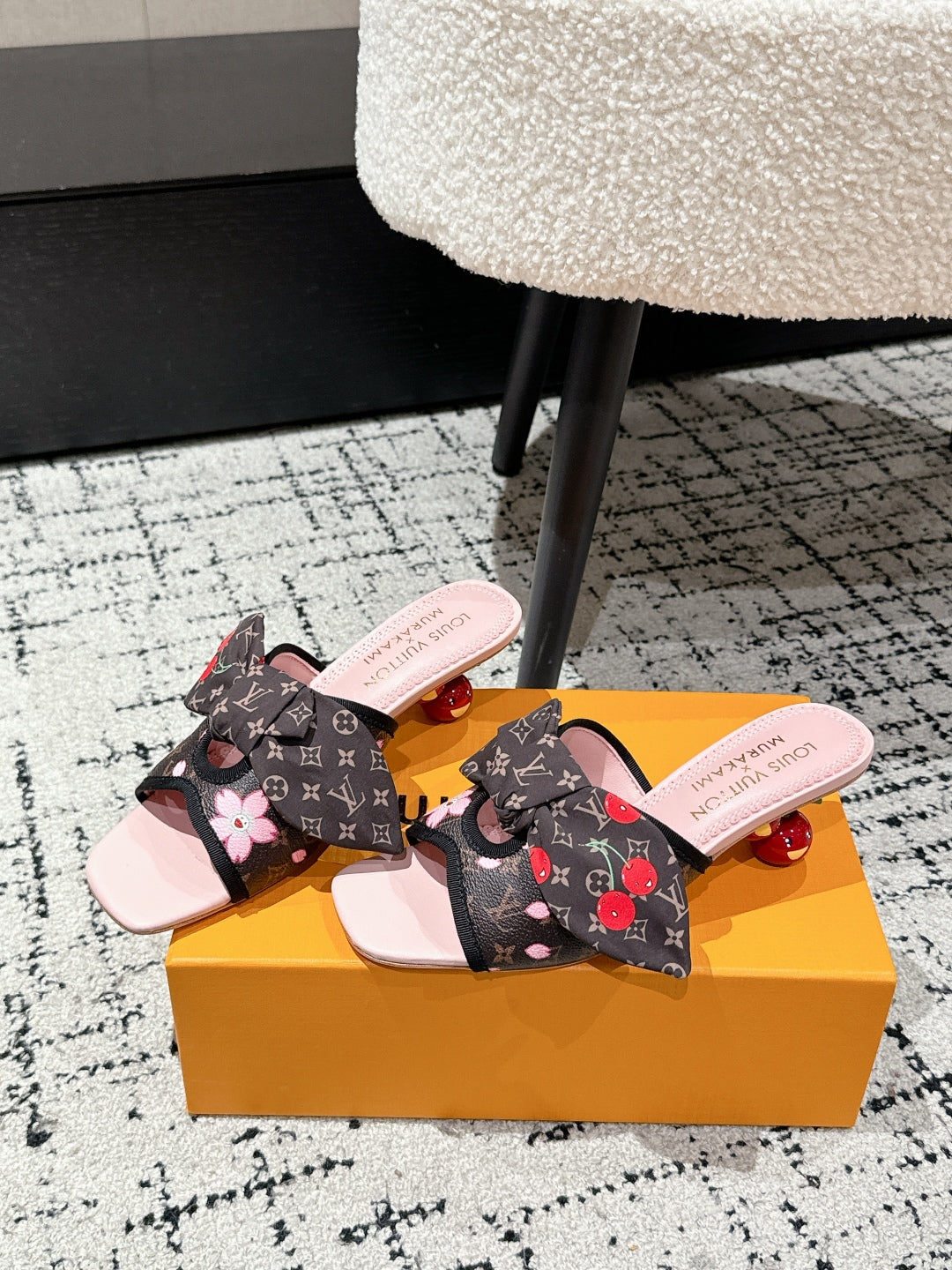 LOUIS VUITTON LV CHERRY HIGH HEELS 25S IN DARK BROWN AND PINK CALFSKIN WITH BOW STYLE 16