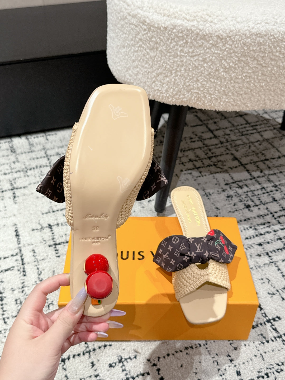 LOUIS VUITTON LV CHERRY HIGH HEELS 25S IN BEIGE RAFFIA WITH BOW STYLE 13
