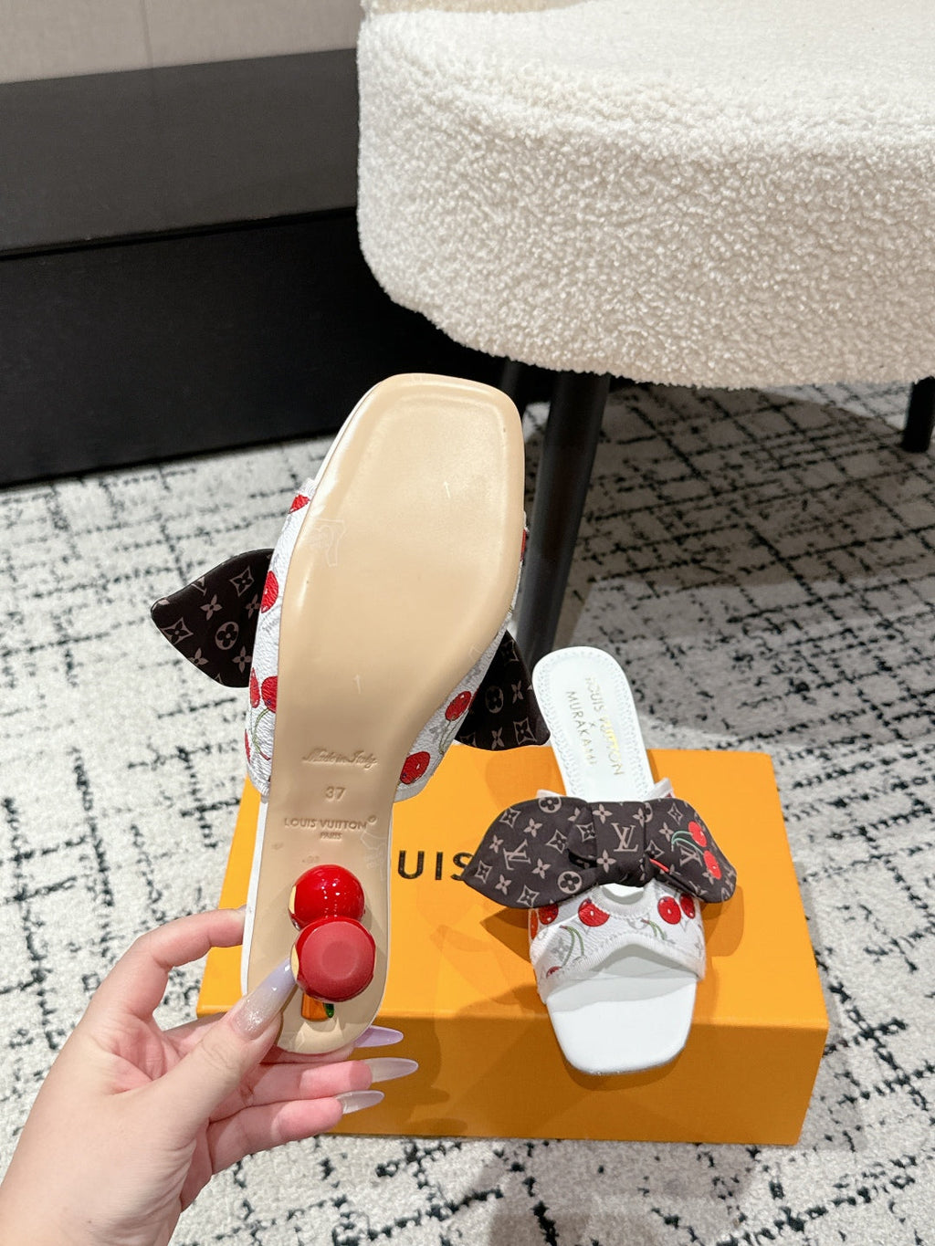 LOUIS VUITTON LV CHERRY HIGH HEELS 25S IN WHITE CALFSKIN WITH BOW STYLE 9